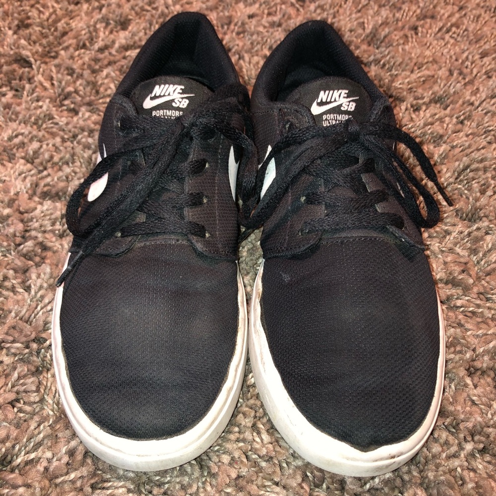 Men’s Nike Sneakers size 7